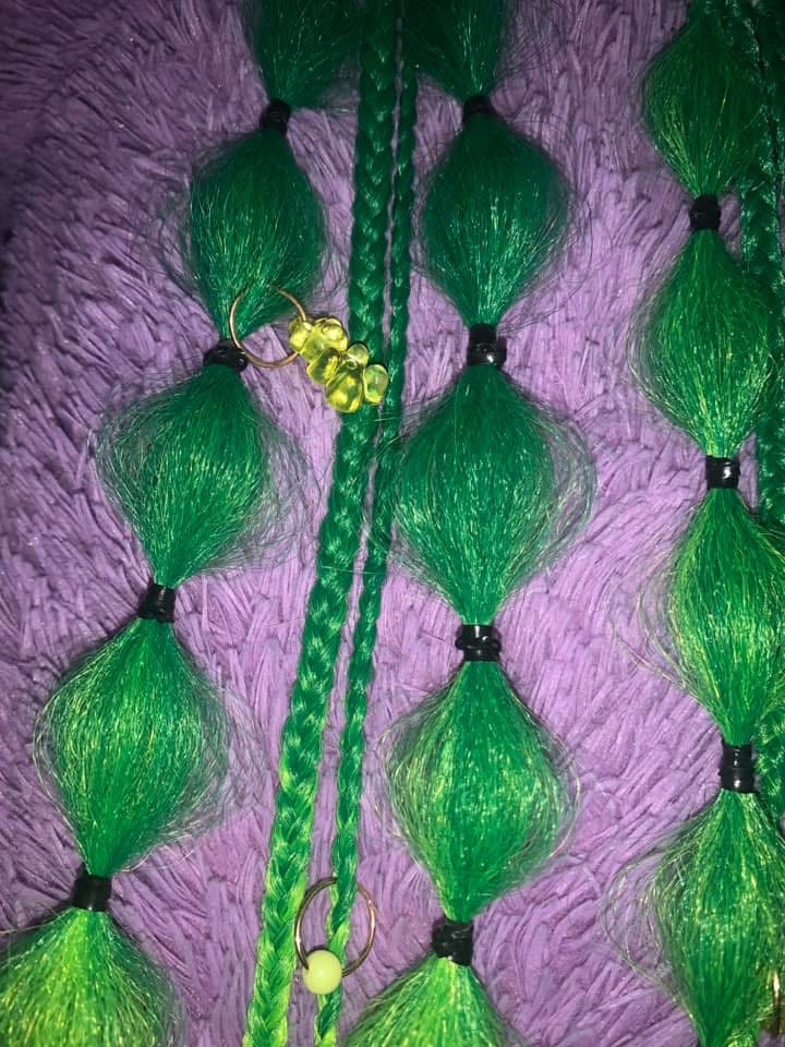 Green dragon bubble braids